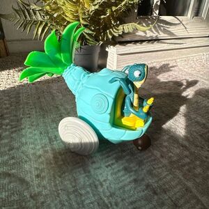 Gigantosaurus Bills bubble Bouncing action 2019